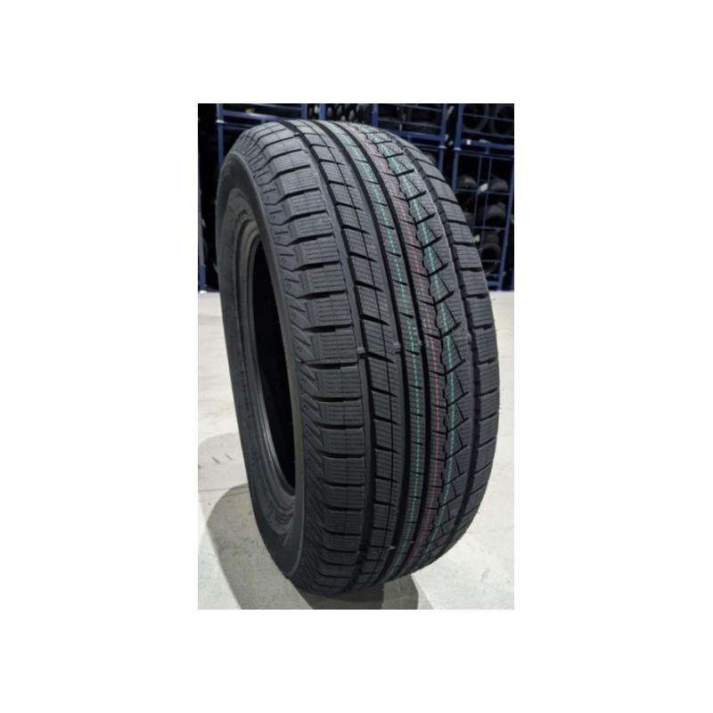 NeumÃ¡tico ZMAX 225/65HR17 102H ICEPIONEER 868