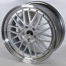 Llanta jw125 9.5x19 5x120...